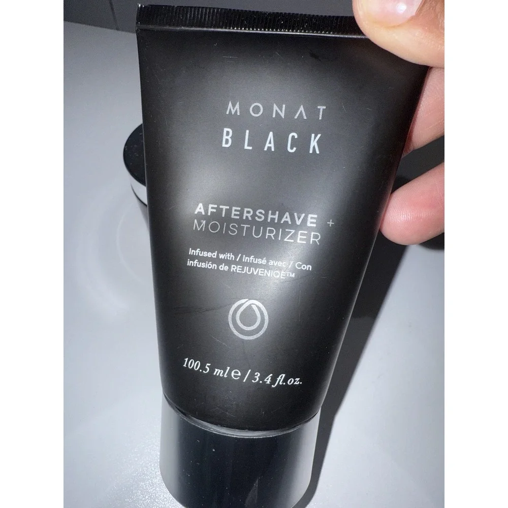 MONAT GLOBAL piece monat